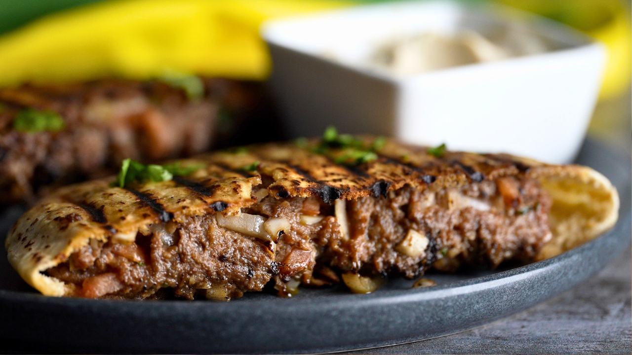 Lebanese Arayes: Easy Recipe for Crispy Meat-Stuffed Pita